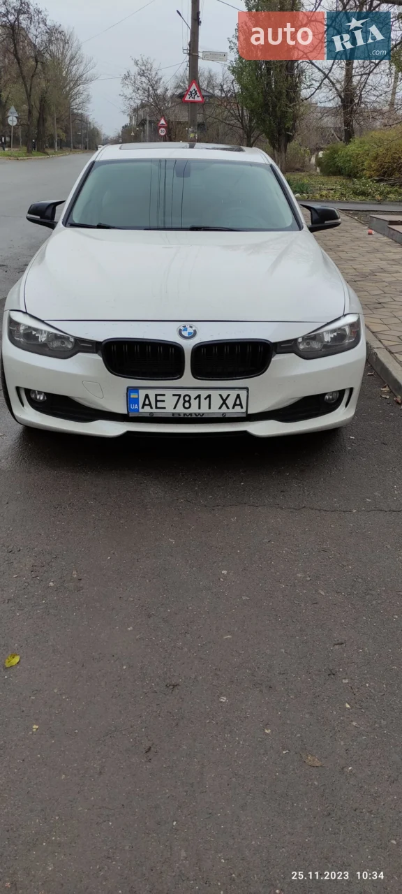 2013 BMW 3er - мініатюра 13