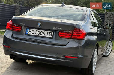 Седан BMW 3 Series 2013 в 