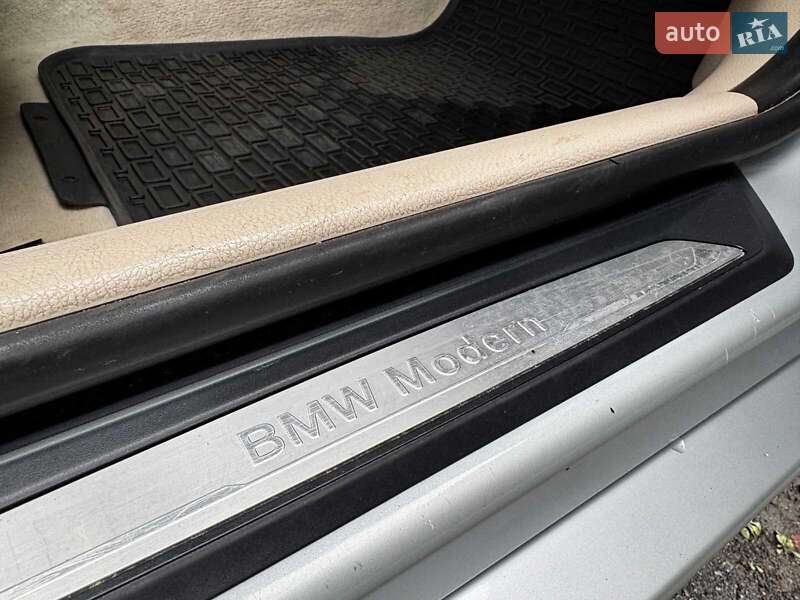 Седан BMW 3 Series 2012 в Киеве