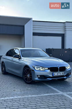Седан BMW 3 Series 2012 в Дніпрі