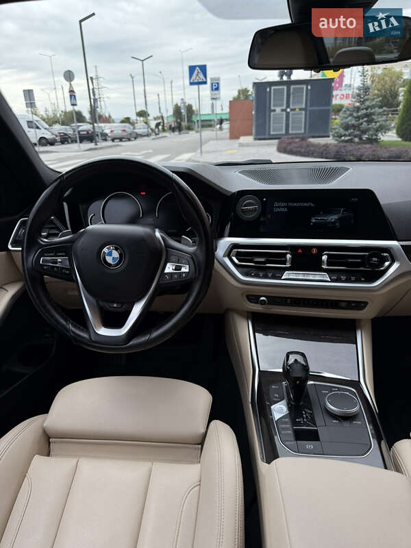 Седан BMW 3 Series 2019 в Александрие