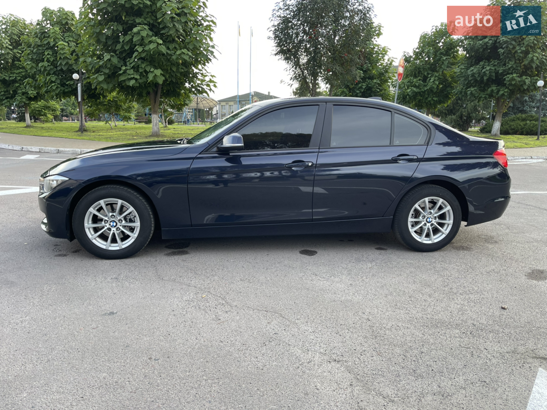 2012 BMW 3er - мініатюра 18