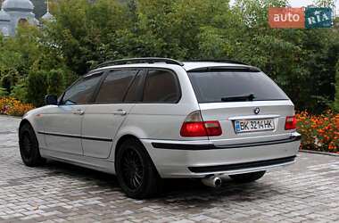 Универсал BMW 3 Series 2002 в  фото 3 Универсал BMW 3 Series 2002 в