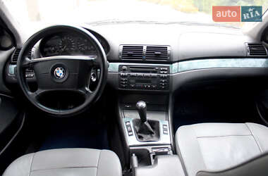 Универсал BMW 3 Series 2002 в  фото 11 Универсал BMW 3 Series 2002 в