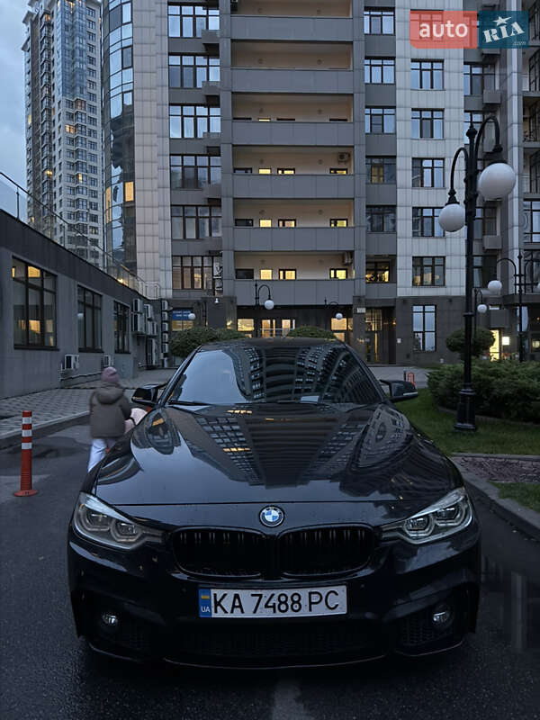 Седан BMW 3 Series 2017 в Киеве