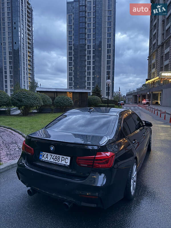 Седан BMW 3 Series 2017 в Киеве