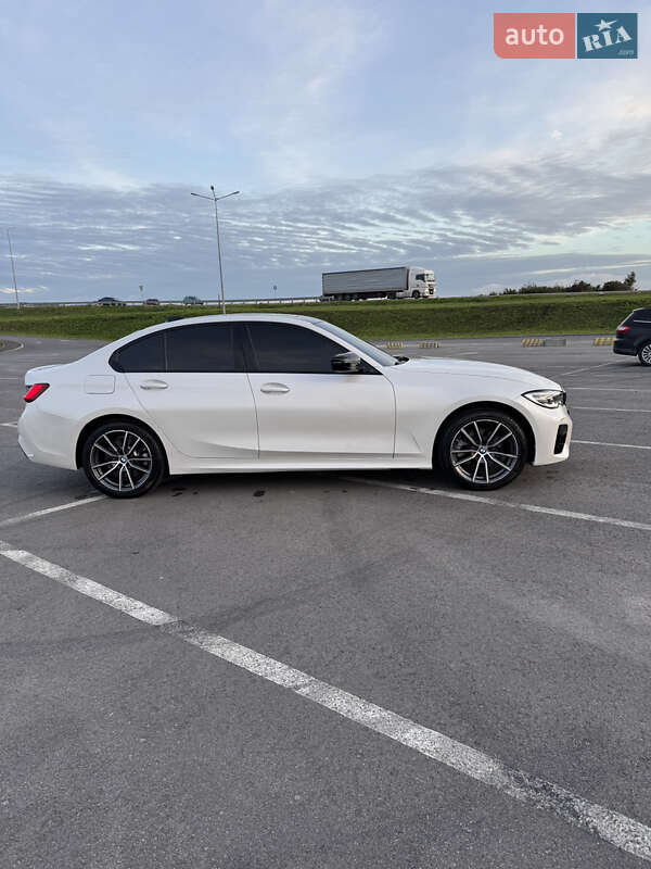 Седан BMW 3 Series 2021 в Львове