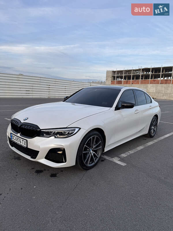 Седан BMW 3 Series 2021 в Львове