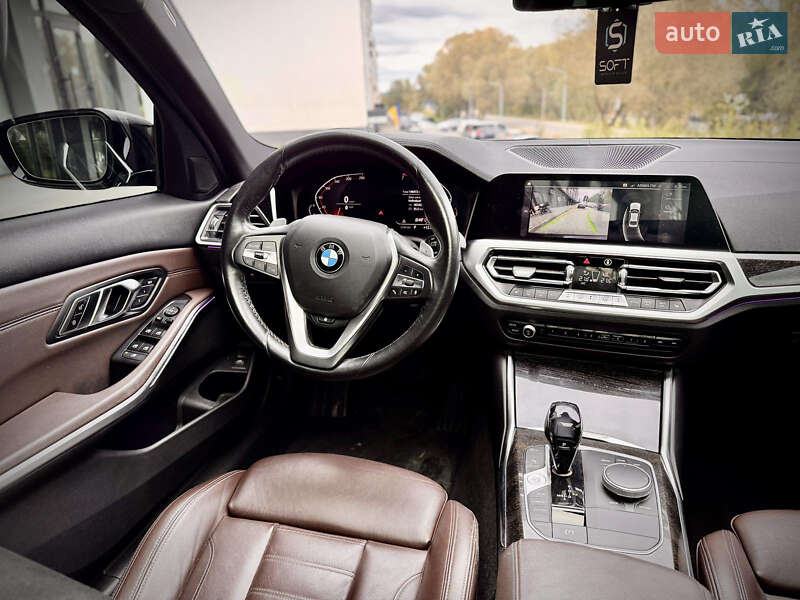 Седан BMW 3 Series 2020 в Львові