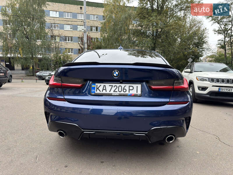 Седан BMW 3 Series 2019 в Києві