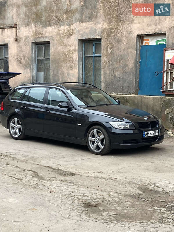 Универсал BMW 3 Series 2005 в Николаеве фото 8 Универсал BMW 3 Series 2005 в Николаеве