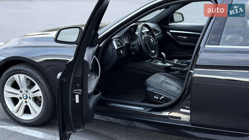 Седан BMW 3 Series 2016 в Днепре