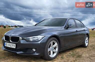 Седан BMW 3 Series 2013 в Днепре