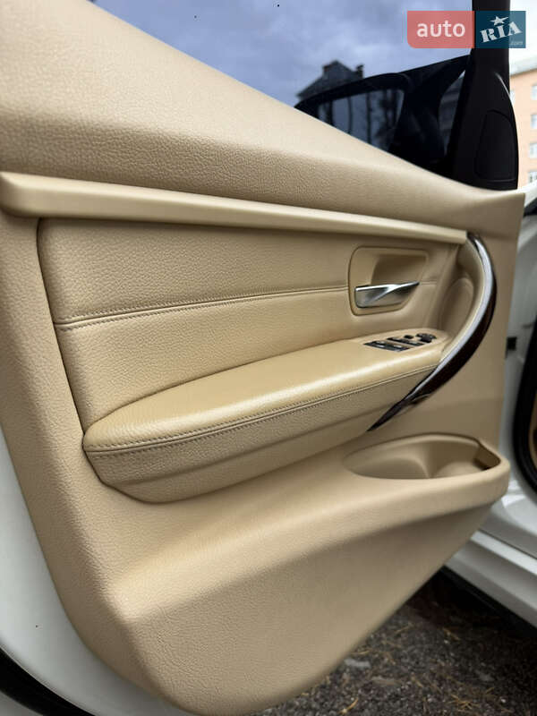 Седан BMW 3 Series 2013 в Києві фото 18 Седан BMW 3 Series 2013 в Києві