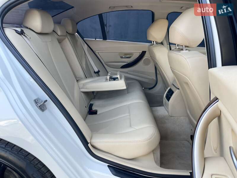 Седан BMW 3 Series 2014 в Киеве фото 13 Седан BMW 3 Series 2014 в Киеве