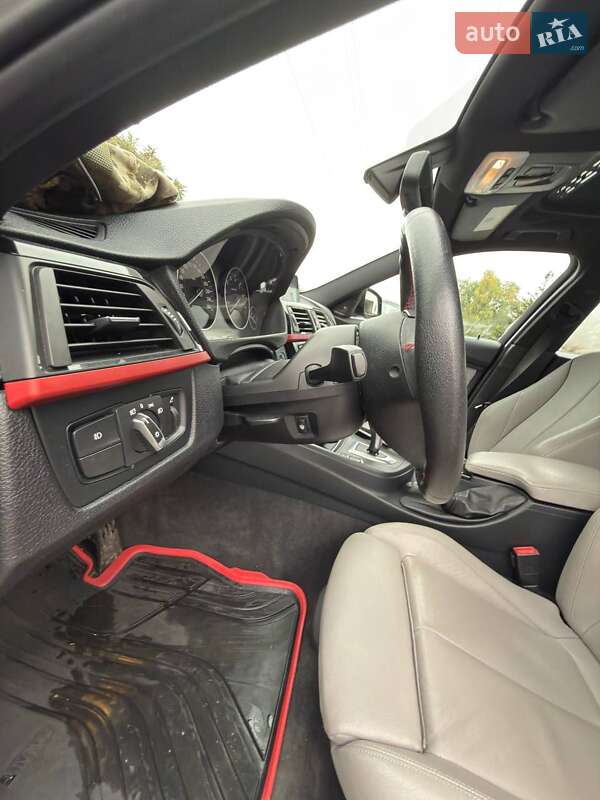 Седан BMW 3 Series 2012 в Вышгороде