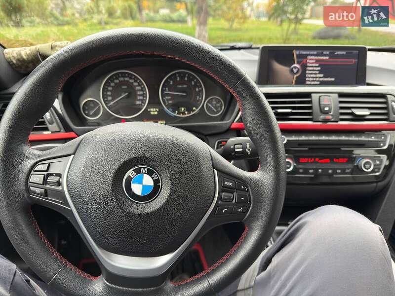 Седан BMW 3 Series 2012 в Вышгороде