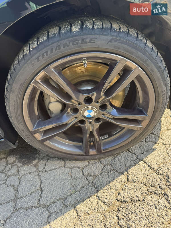 Седан BMW 3 Series 2016 в Гайвороні