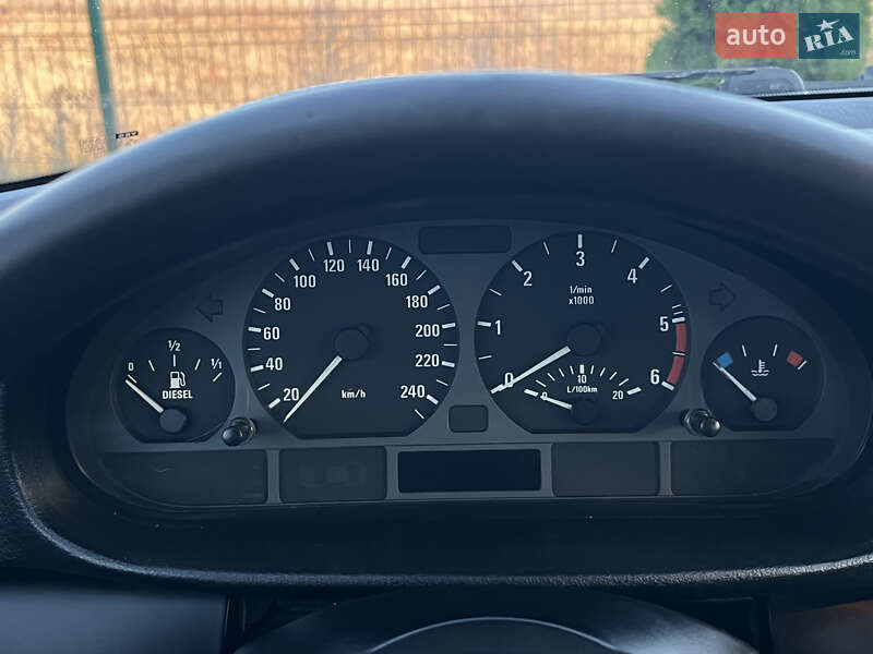 Седан BMW 3 Series 2004 в Виннице