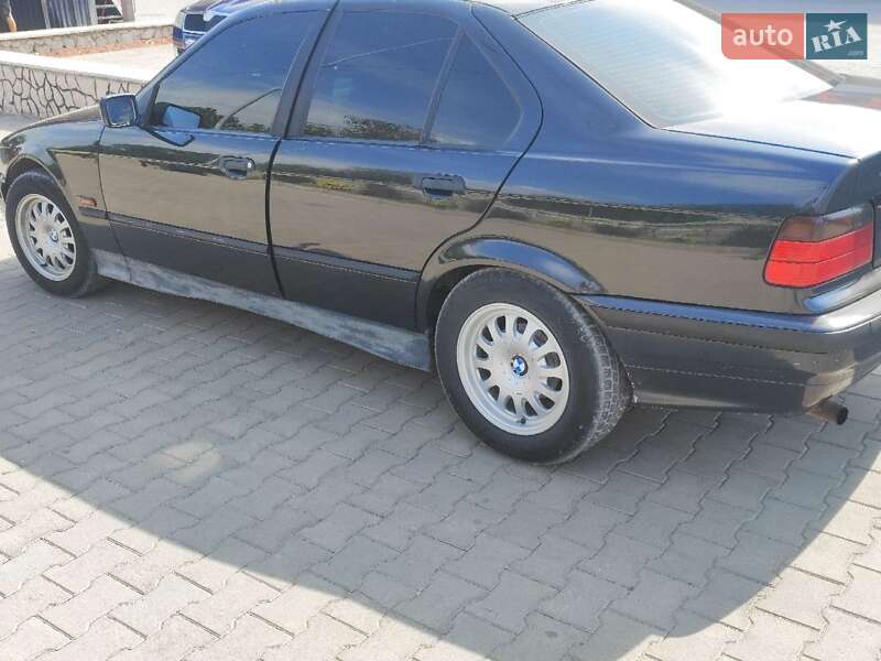 Седан BMW 3 Series 1996 в Волочиске фото 6 Седан BMW 3 Series 1996 в Волочиске