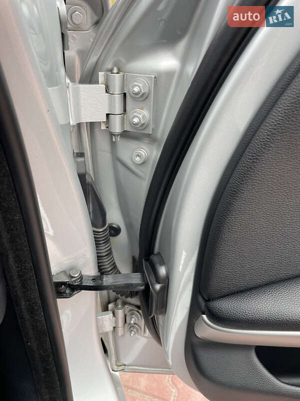 Универсал BMW 3 Series 2005 в Ровно фото 23 Универсал BMW 3 Series 2005 в Ровно