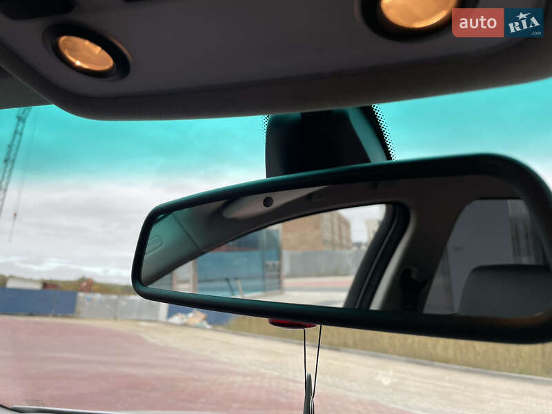 Универсал BMW 3 Series 2005 в Ровно фото 29 Универсал BMW 3 Series 2005 в Ровно