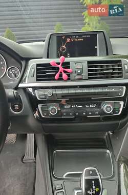 Седан BMW 3 Series 2016 в 