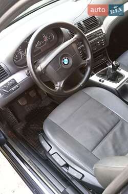 Универсал BMW 3 Series 2004 в  фото 5 Универсал BMW 3 Series 2004 в