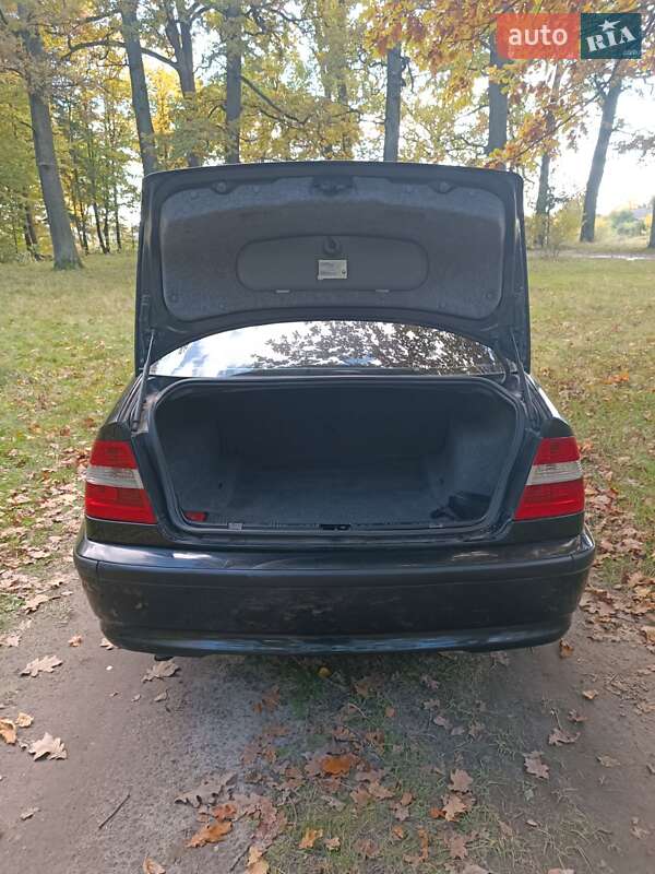 Седан BMW 3 Series 2004 в Романове