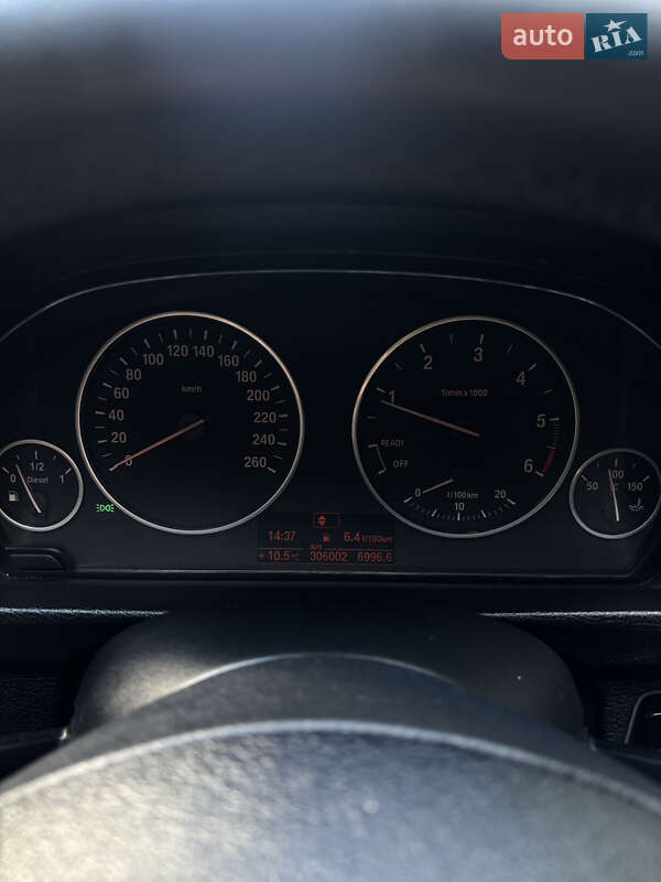 Седан BMW 3 Series 2012 в Черновцах