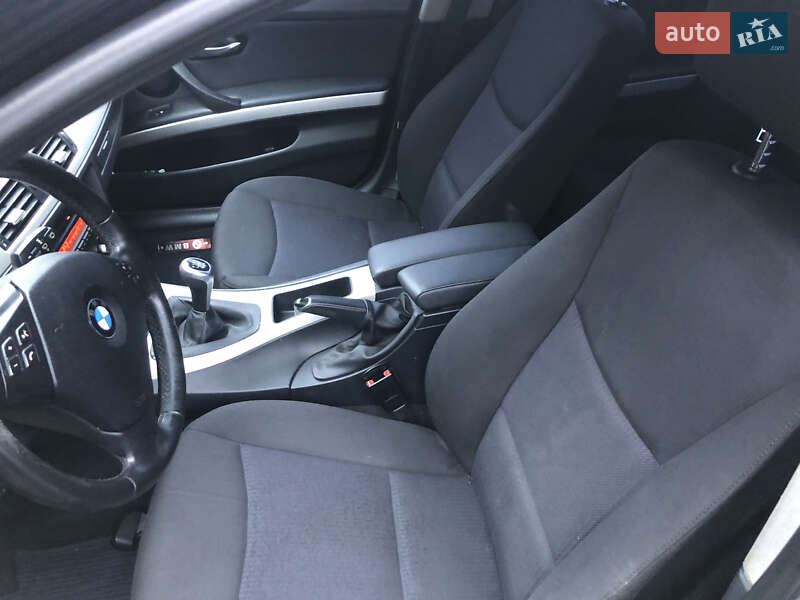 Седан BMW 3 Series 2010 в Вінниці