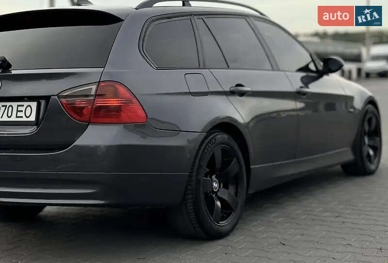 Универсал BMW 3 Series 2005 в Черновцах