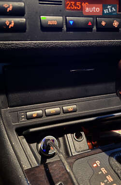 Седан BMW 3 Series 2000 в  фото 9 Седан BMW 3 Series 2000 в