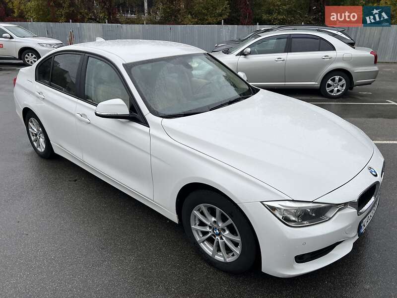 Седан BMW 3 Series 2012 в Киеве фото 7 Седан BMW 3 Series 2012 в Киеве