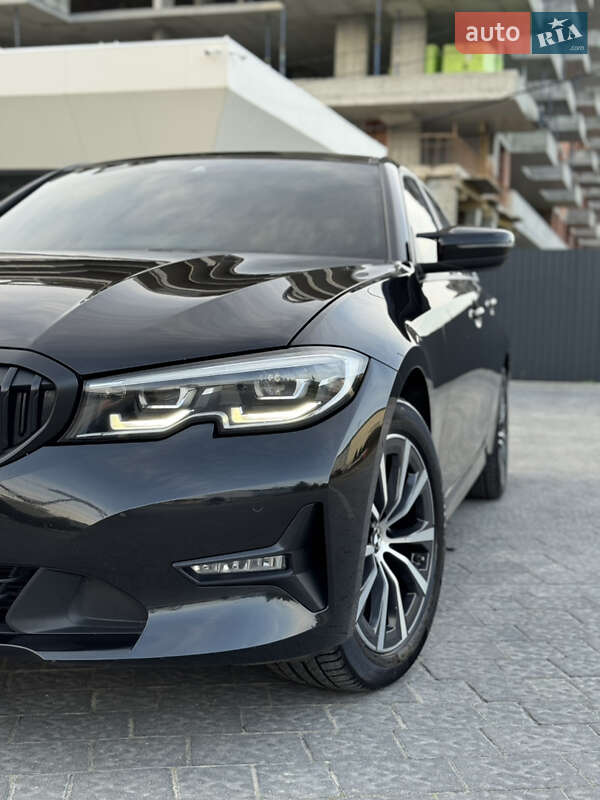 Седан BMW 3 Series 2020 в Львове