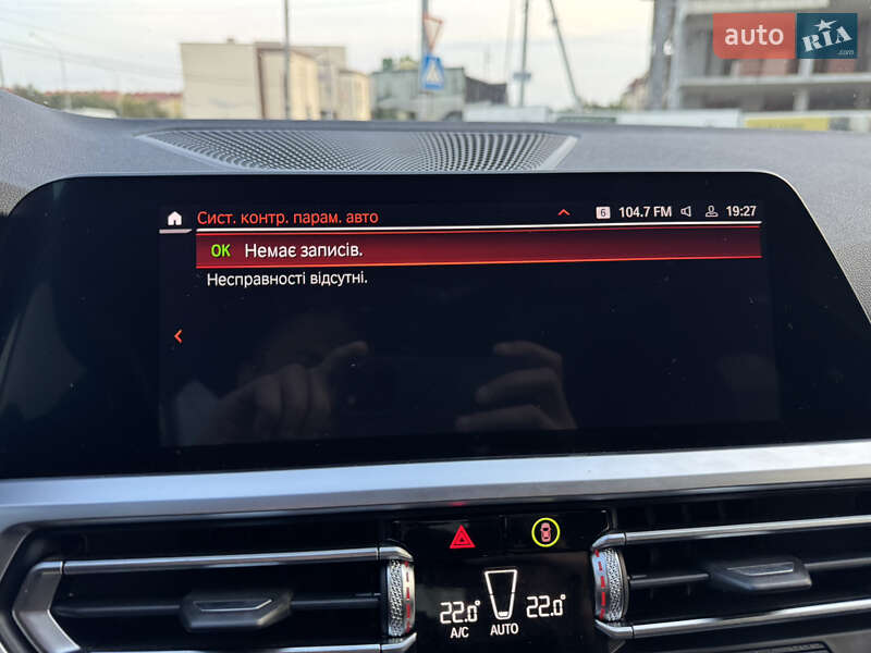 Седан BMW 3 Series 2020 в Львове