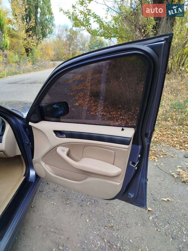 Универсал BMW 3 Series 2002 в Новомосковске фото 2 Универсал BMW 3 Series 2002 в Новомосковске