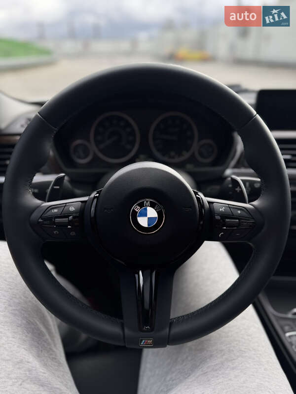 Седан BMW 3 Series 2016 в Києві