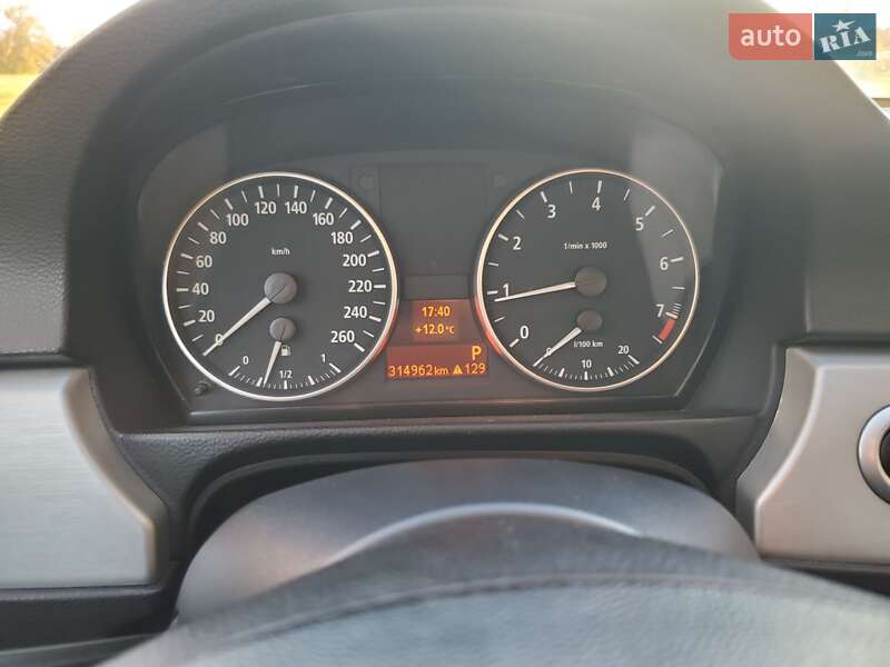 Седан BMW 3 Series 2005 в Херсоне