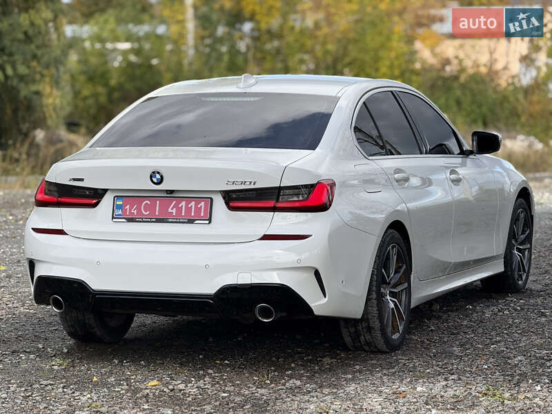Седан BMW 3 Series 2019 в Самборе