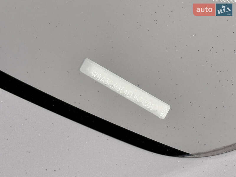 Седан BMW 3 Series 2014 в Львові