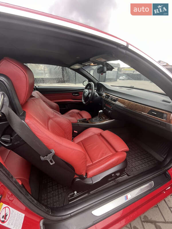 Кабриолет BMW 3 Series 2008 в Ивано-Франковске
