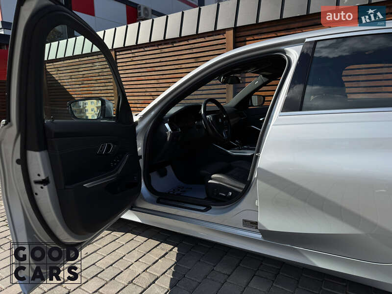 Седан BMW 3 Series 2019 в Одесі
