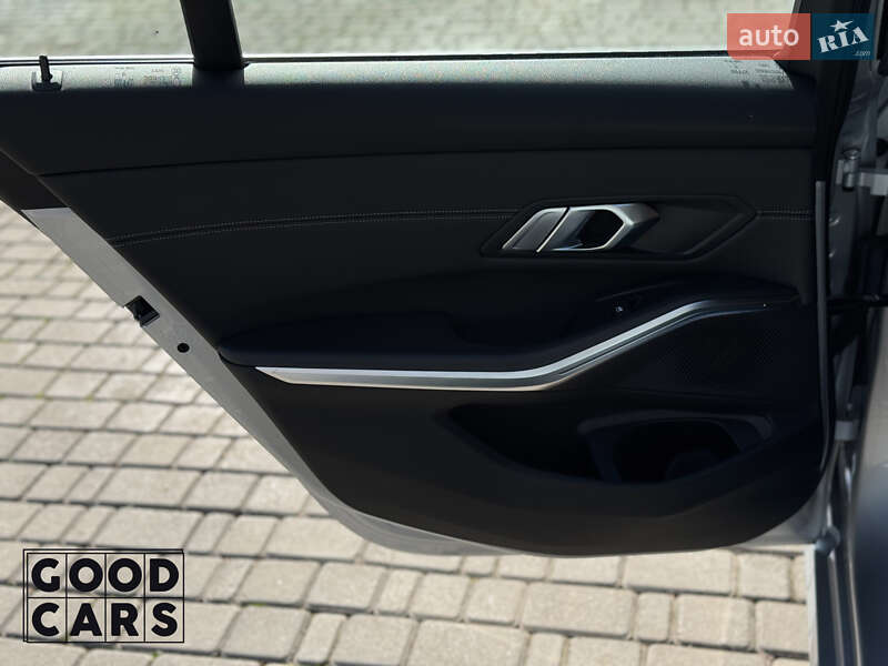 Седан BMW 3 Series 2019 в Одесі