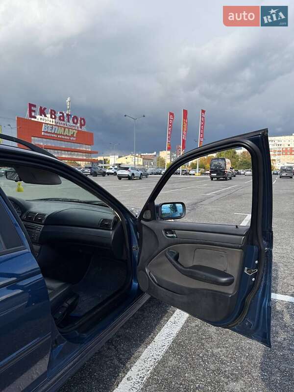 Універсал BMW 3 Series 2004 в Чернівцях