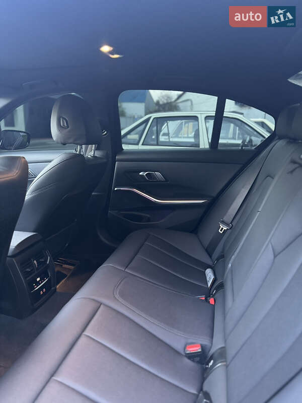 Седан BMW 3 Series 2020 в Львові фото 10 Седан BMW 3 Series 2020 в Львові