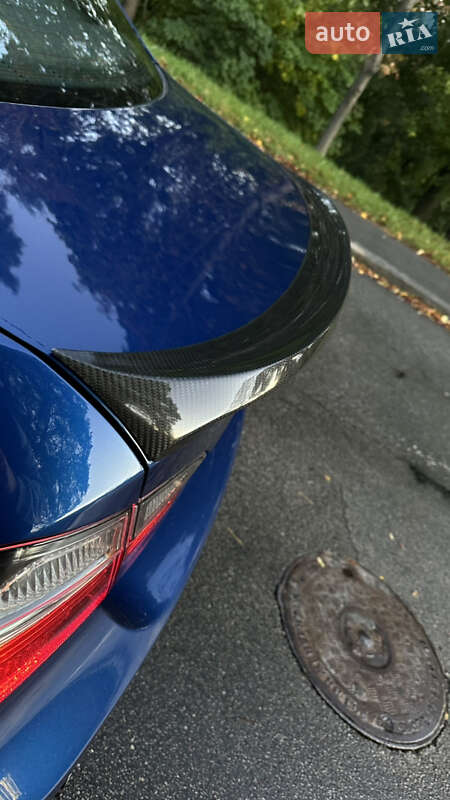 Седан BMW 3 Series 2006 в Киеве