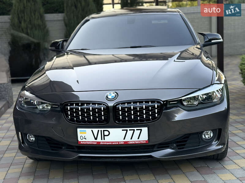 Седан BMW 3 Series 2015 в Днепре