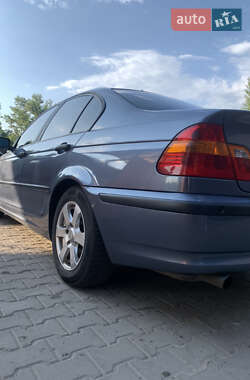 Седан BMW 3 Series 2004 в 