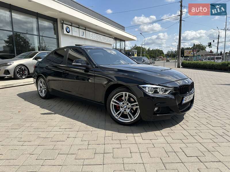 Седан BMW 3 Series 2013 в Виннице